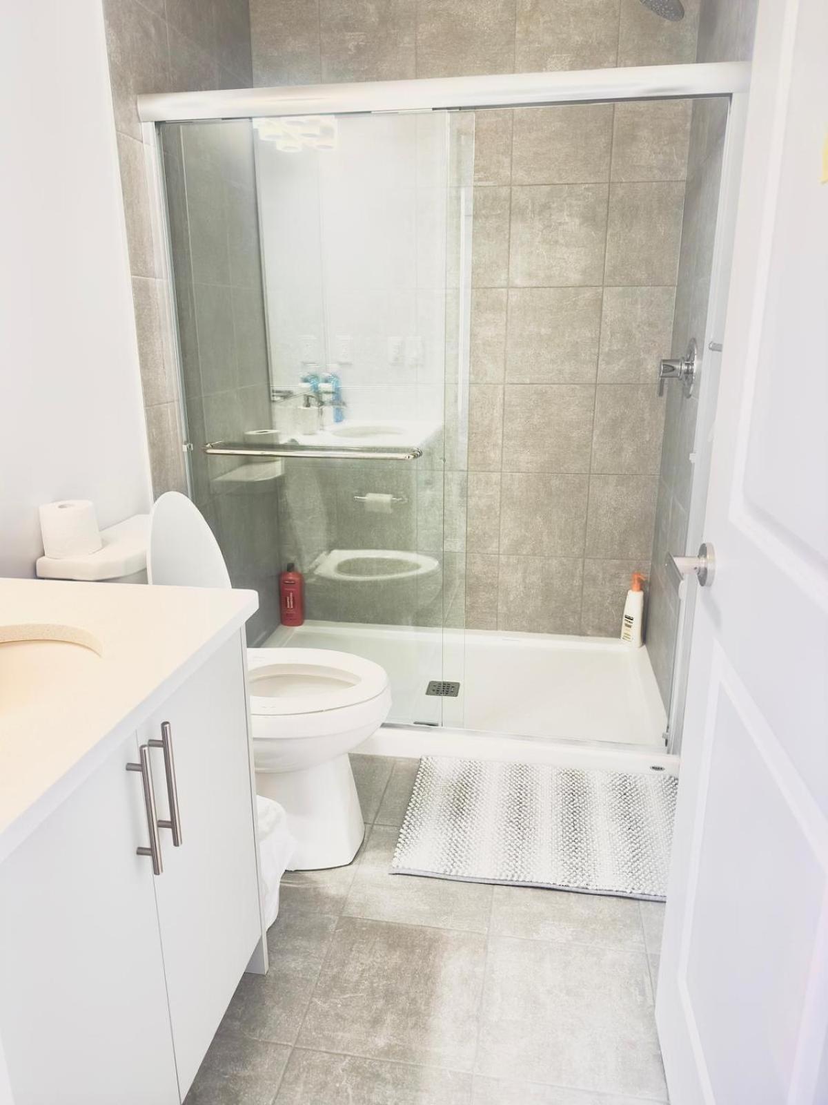 Private Room Minutes To Calgary Airport Yyc, Downtown, Banff Exteriör bild